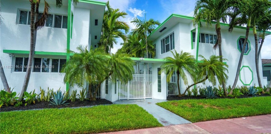 Appartement à Miami Beach, Floride 1 chambre, 74.32 m2 № 1783563