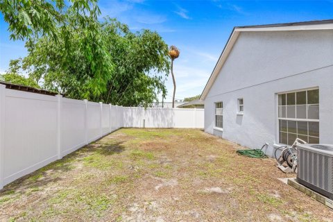 Casa en alquiler en Tampa, Florida, 3 dormitorios, 121.33 m2 № 1918511 - foto 25
