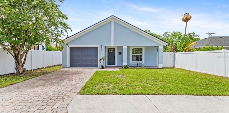 Casa en Tampa, Florida 3 dormitorios, 121.33 m2 № 1918511