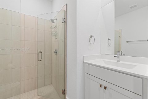 Townhouse in Pembroke Pines, Florida 4 bedrooms, 185.25 sq.m. № 1972625 - photo 22