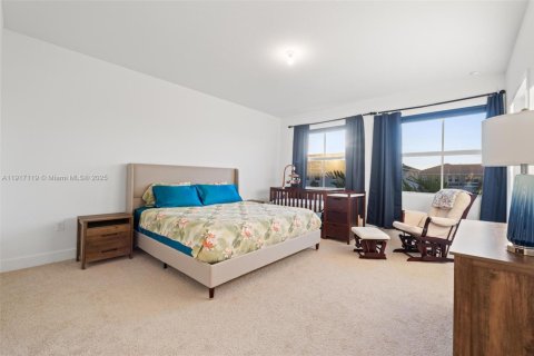 Townhouse in Pembroke Pines, Florida 4 bedrooms, 185.25 sq.m. № 1972625 - photo 26