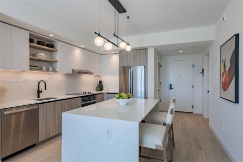 Appartement à louer à Miami Beach, Floride: 3 chambres, 122.26 m2 № 2346689 - photo 4