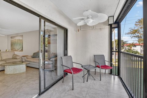 Copropriété à vendre à Deerfield Beach, Floride: 2 chambres, 90.3 m2 № 2377039 - photo 30
