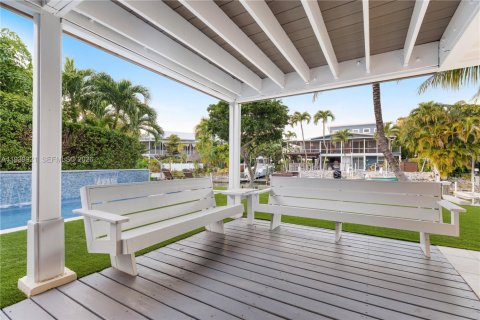 House in Tavernier, Florida 3 bedrooms, 161.93 sq.m. № 2088636 - photo 30