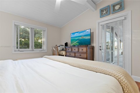 House in Tavernier, Florida 3 bedrooms, 161.93 sq.m. № 2088636 - photo 22