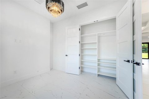 Купить виллу или дом в Довер, Флорида 8 комнат, 313.45м2, № 1791724 - фото 6