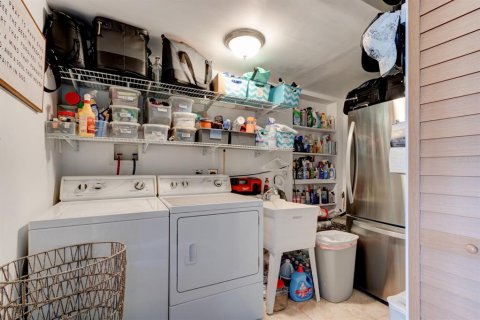 Casa en venta en Edgewater, Florida, 4 dormitorios, 214.14 m2 № 1679034 - foto 22