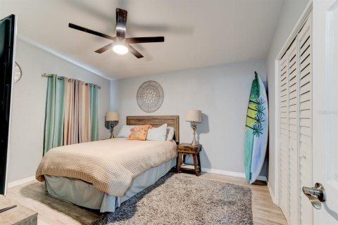 Casa en venta en Edgewater, Florida, 4 dormitorios, 214.14 m2 № 1679034 - foto 17