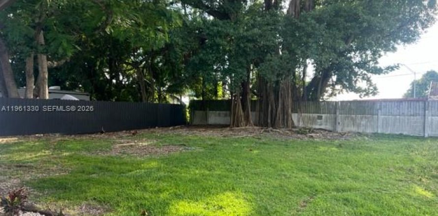 Villa ou maison à Miami, Floride 2 chambres, 111.48 m2 № 2080814