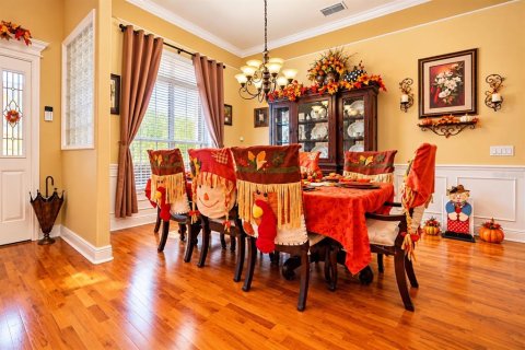 House in Auburndale, Florida 3 bedrooms, 194.91 sq.m. № 2391316 - photo 8