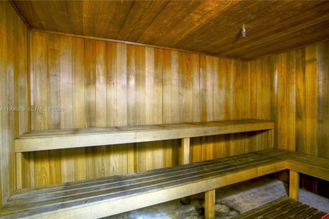 Снять в аренду кондоминиум в Майами, Флорида 2 спальни, 129.41м2, № 2256074 - фото 12