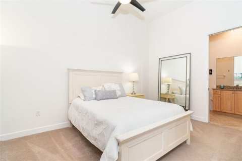 Condo in Englewood, Florida, 3 bedrooms  № 1906948 - photo 11