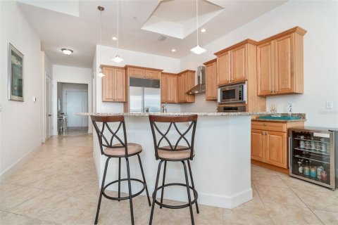 Condo in Englewood, Florida, 3 bedrooms  № 1906948 - photo 15