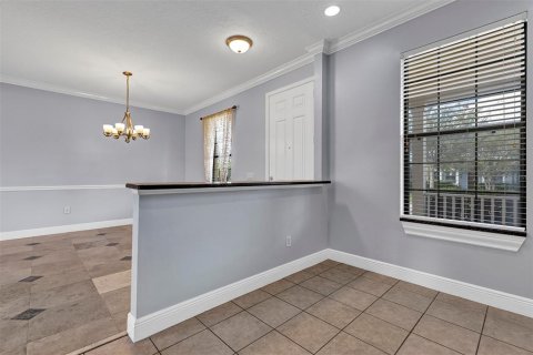 Townhouse in Orlando, Florida 3 bedrooms, 144.93 sq.m. № 2379221 - photo 12