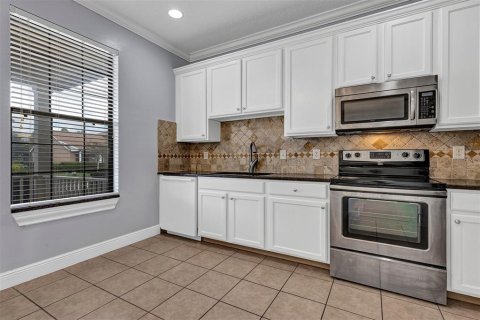 Townhouse in Orlando, Florida 3 bedrooms, 144.93 sq.m. № 2379221 - photo 10