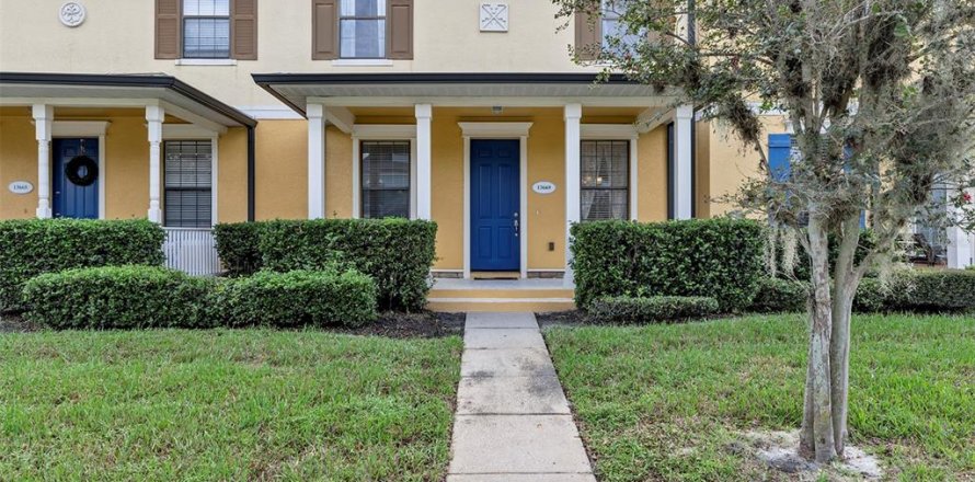 Townhouse in Orlando, Florida 3 bedrooms, 144.93 sq.m. № 2379221