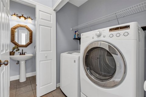 Townhouse in Orlando, Florida 3 bedrooms, 144.93 sq.m. № 2379221 - photo 17