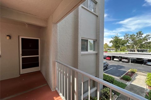 Copropriété à vendre à Sarasota, Floride: 2 chambres, 84.17 m2 № 1884180 - photo 6