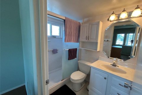 Copropriété à vendre à Sarasota, Floride: 2 chambres, 84.17 m2 № 1884180 - photo 17