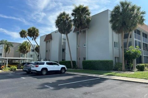 Copropriété à vendre à Sarasota, Floride: 2 chambres, 84.17 m2 № 1884180 - photo 1
