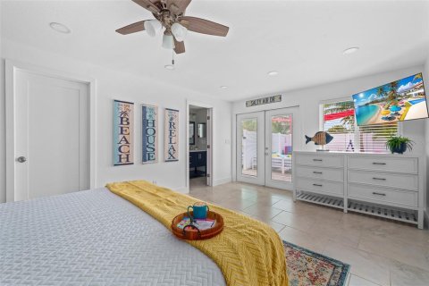 Villa ou maison à vendre à Bradenton, Floride: 6 chambres, 272.48 m2 № 2418563 - photo 21