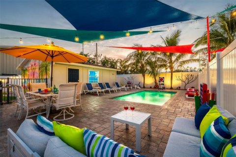 Villa ou maison à vendre à Bradenton, Floride: 6 chambres, 272.48 m2 № 2418563 - photo 5