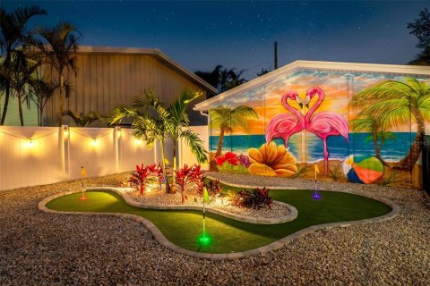Villa ou maison à vendre à Bradenton, Floride: 6 chambres, 272.48 m2 № 2418563 - photo 8