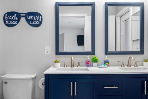 Villa ou maison à vendre à Bradenton, Floride: 6 chambres, 272.48 m2 № 2418563 - photo 23