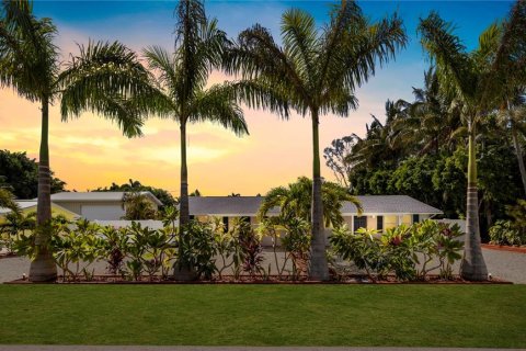 Villa ou maison à Bradenton, Floride 6 chambres, 272.48 m2 № 2418563