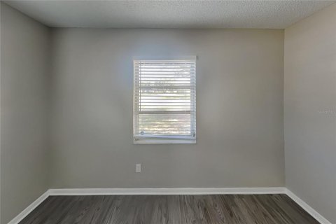 Villa ou maison à louer à Deltona, Floride: 3 chambres, 134.15 m2 № 2420417 - photo 10