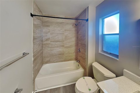 Villa ou maison à louer à Deltona, Floride: 3 chambres, 134.15 m2 № 2420417 - photo 8