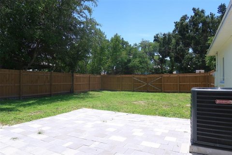 Villa ou maison à vendre à Tampa, Floride: 4 chambres, 165.83 m2 № 1904733 - photo 27