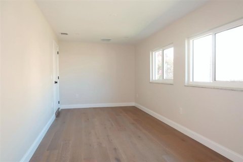 Villa ou maison à vendre à Tampa, Floride: 4 chambres, 165.83 m2 № 1904733 - photo 25