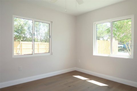 Villa ou maison à vendre à Tampa, Floride: 4 chambres, 165.83 m2 № 1904733 - photo 20