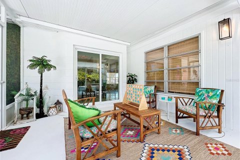 House in Sarasota, Florida 2 bedrooms, 153.85 sq.m. № 1886951 - photo 28