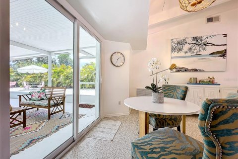 House in Sarasota, Florida 2 bedrooms, 153.85 sq.m. № 1886951 - photo 17