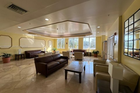Condo in Miami, Florida, 1 bedroom № 1994419 - photo 14