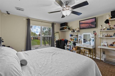 House in Clermont, Florida 4 bedrooms, 222.22 sq.m. № 1893782 - photo 19