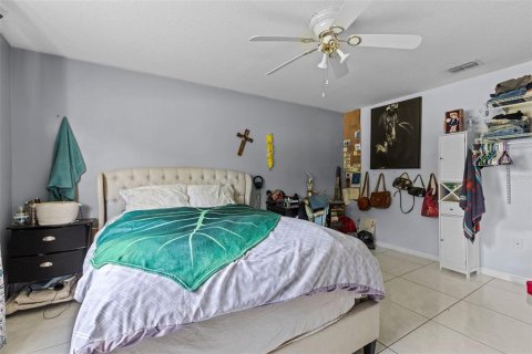 House in Clermont, Florida 4 bedrooms, 222.22 sq.m. № 1893782 - photo 30