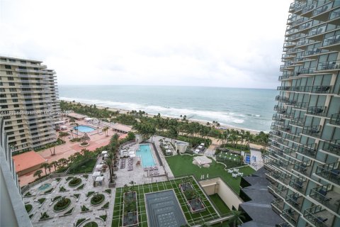 Copropriété à louer à Bal Harbour, Floride: 2 chambres, 156.54 m2 № 1927326 - photo 18