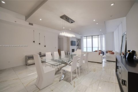 Copropriété à louer à Bal Harbour, Floride: 2 chambres, 156.54 m2 № 1927326 - photo 10