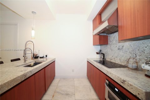 Copropriété à louer à Bal Harbour, Floride: 2 chambres, 156.54 m2 № 1927326 - photo 13