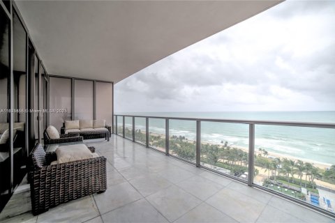 Copropriété à louer à Bal Harbour, Floride: 2 chambres, 156.54 m2 № 1927326 - photo 2