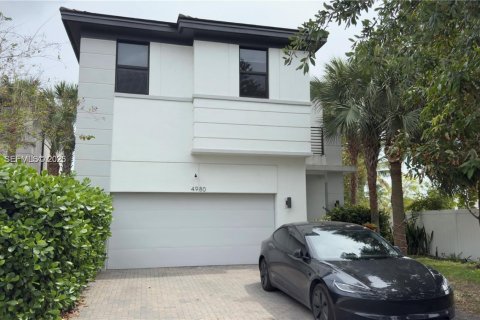 Villa ou maison à louer à Dania Beach, Floride: 4 chambres, 217.76 m2 № 2046168 - photo 18