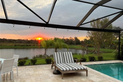 Casa en venta en Wesley Chapel, Florida, 4 dormitorios, 281.4 m2 № 1919612 - foto 7