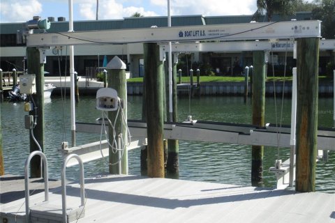 Land in Treasure Island, Florida № 2306439 - photo 4