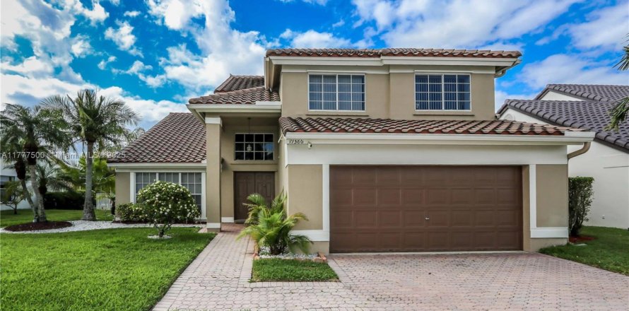 Casa en Pembroke Pines, Florida 4 dormitorios, 241.17 m2 № 1868618