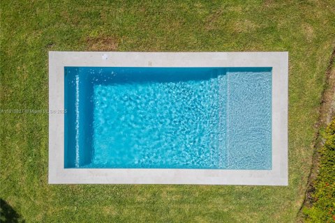 Villa ou maison à louer à Hollywood, Floride: 3 chambres, 142.79 m2 № 1976117 - photo 2