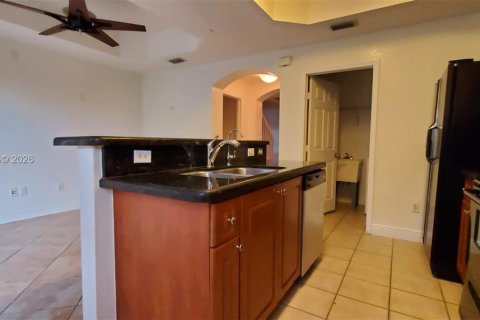 Adosado en alquiler en Dania Beach, Florida, 3 dormitorios, 150.13 m2 № 1995416 - foto 8