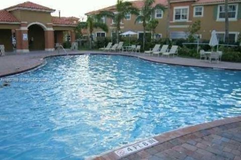 Adosado en alquiler en Dania Beach, Florida, 3 dormitorios, 150.13 m2 № 1995416 - foto 21